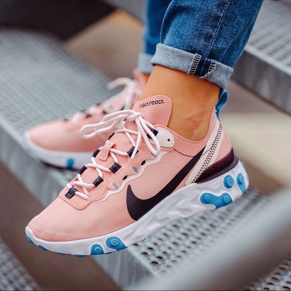 nike react element 55 coral